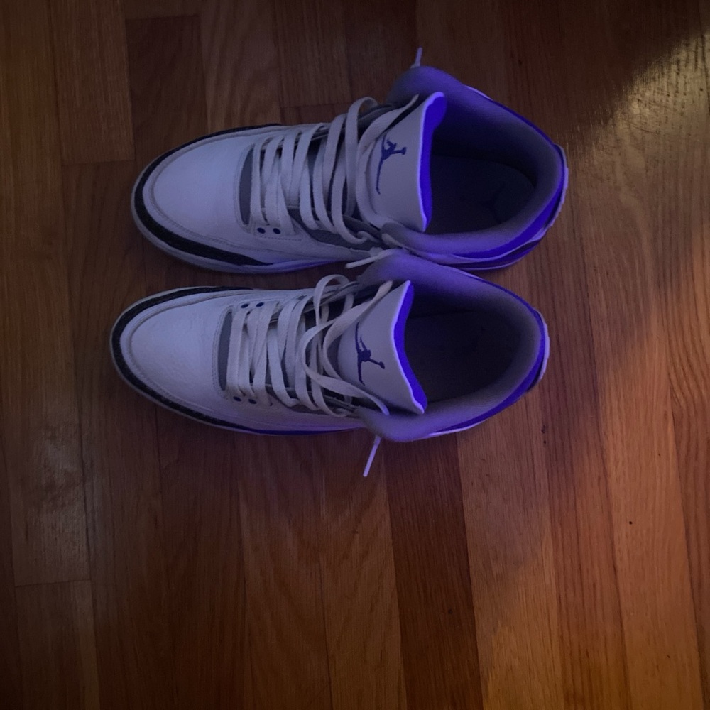 Jordan Athletic Shoes White and Blue